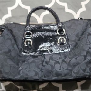 Coach shoulder or arm bag